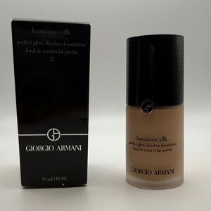 Giorgio Armani Luminous Silk Foundation - Tan #5.1